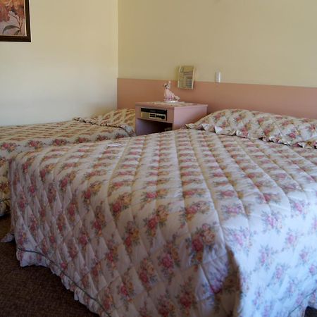 Milang Lakes Motel Eksteriør bilde