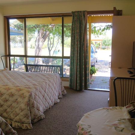 Milang Lakes Motel Eksteriør bilde